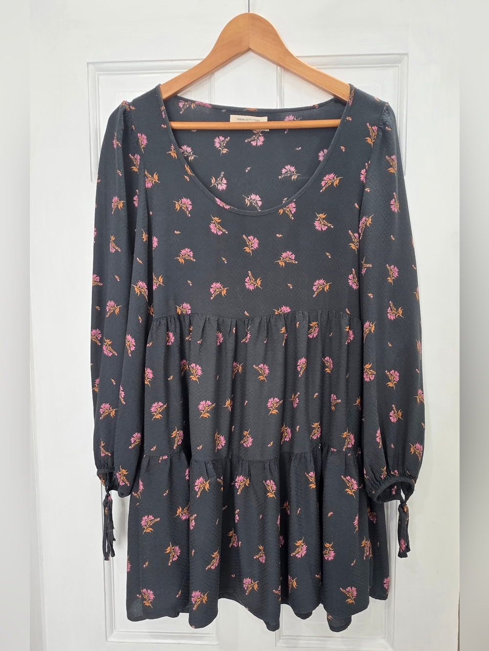 Urban Outfitters Mindy Floral Print Tiered Mini Dress - Picture 6 of 9